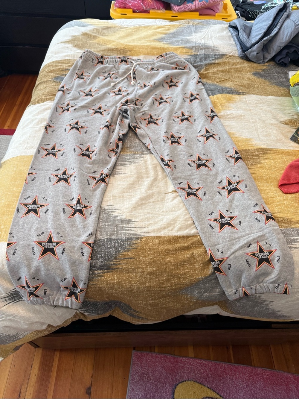Denim Tear Men’s  Grey Star-Print Jogger Sweatpants size 2X